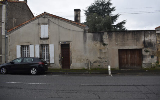 Maison de ville proche de la gare - 16000 Angouleme