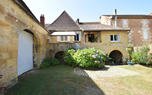 Maison dans le Périgord noir - 24220 St cyprien